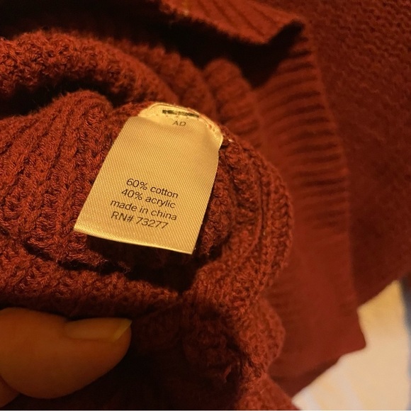 Sonoma Large Burgundy Knit V-Neck Sweater Nautical Buttons PRELOVED - Picture 10 of 10